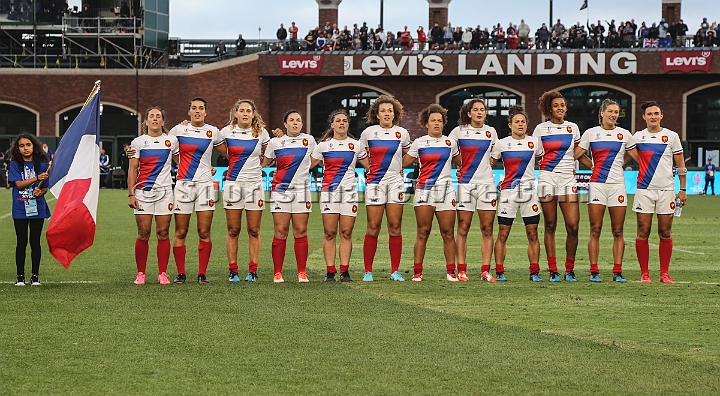 2018RugbySevensSat-47.JPG - The French side sings the national anthem before their match against New Zealand in the women's championship finals of the 2018 Rugby World Cup Sevens, Saturday, July 21, 2018, at AT&T Park, San Francisco. New Zealand defeated France 29-0. (Spencer Allen/IOS via AP)